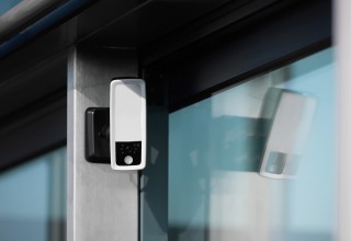 Koda App-Controlled Motion-Activated Light With Camera