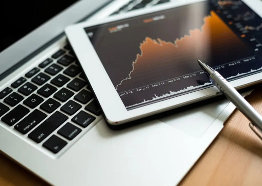 Unlocking the Power of Salesforce and Generative AI: How IVE DDC Can Help Businesses Grow in the New Financial Year