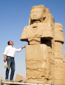 Dr. Mostafa Waziri 'petitions' Ramesses II