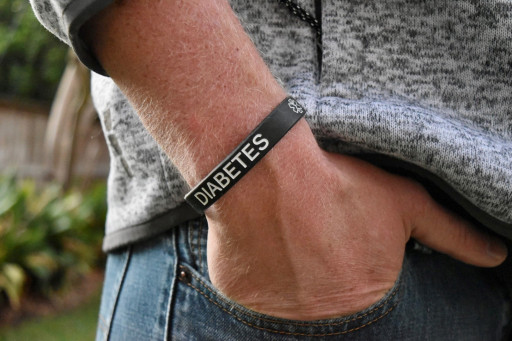 American Medical ID Announces 1,000 Free Silicone Diabetes Bands