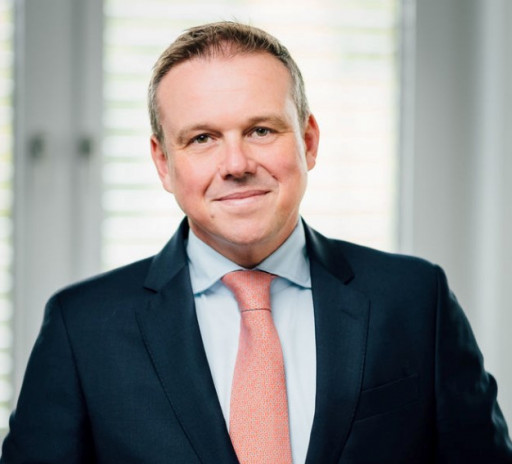 Globally Uniform Brand Strategy: New DQS Website Online