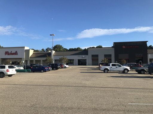 Leitbox Storage Partners and Merchants Retail Partners Announce Sale of Flint's Crossing in Auburn, Alabama