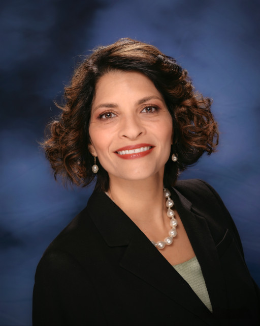 American College of Education Alumna and First-Generation Graduate Receives 2025 Alumni Achievement Award